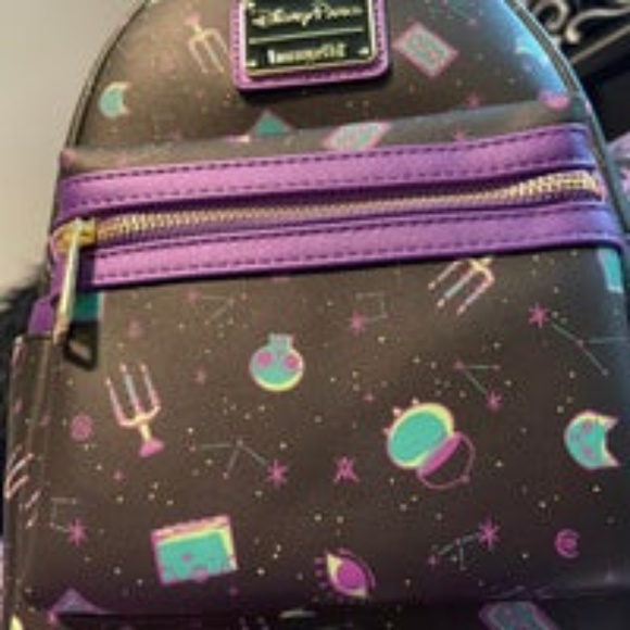 NWT Hocus Pocus Icons Loungefly Backpack